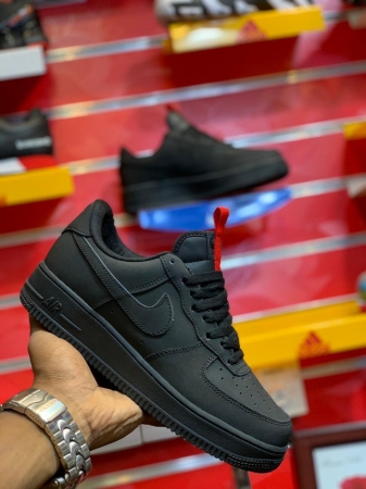 Nike Air Force 1 Black Sneakers