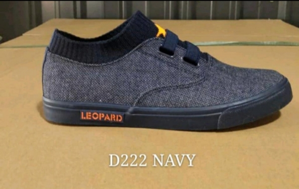 D222 Navy Blue Leopard Unisex Quality Converse Rubber shoe Size 40-44