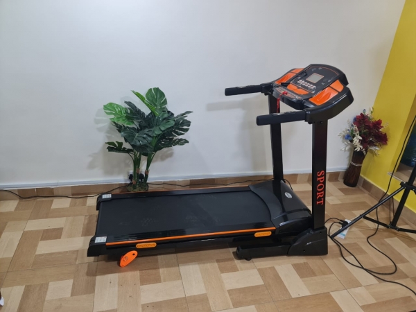 IFOCUS Treadmills 130kg Maximum play load 1-14km/h speed
