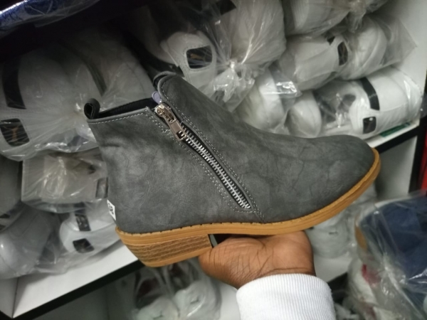 Grey Ladies boots LR005 size 38-42
