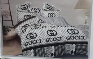 Gucci Premium branded 1*duvet cover  6x6 ( with extra fitting ) One bedsheet Two pillowcases