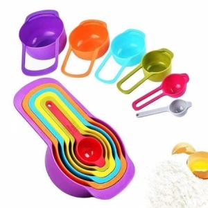 Different size Plastic Measuring Spoon for baker