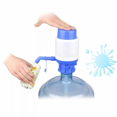 Portable hand press manual water pump