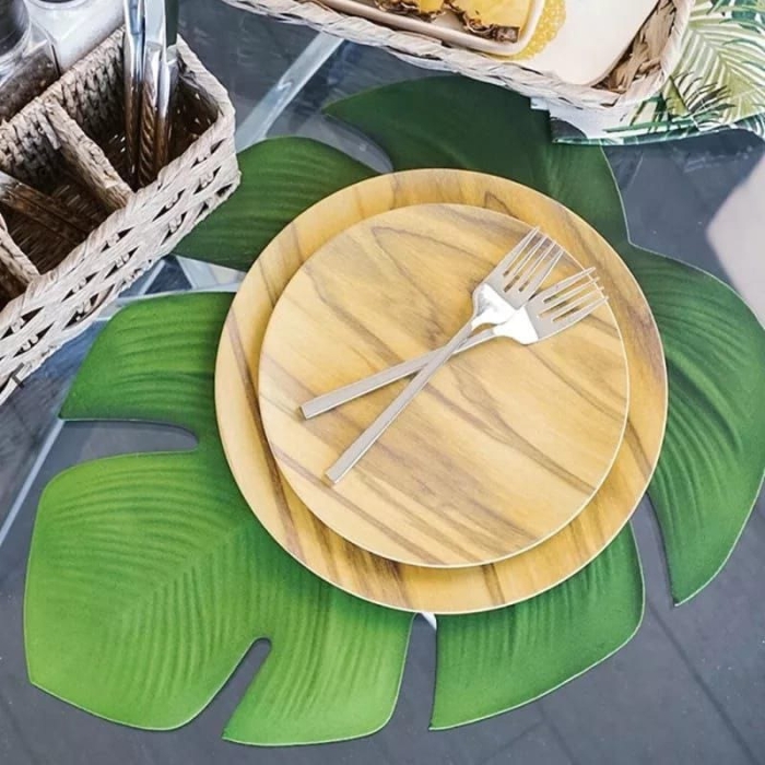 Green leaf placemats