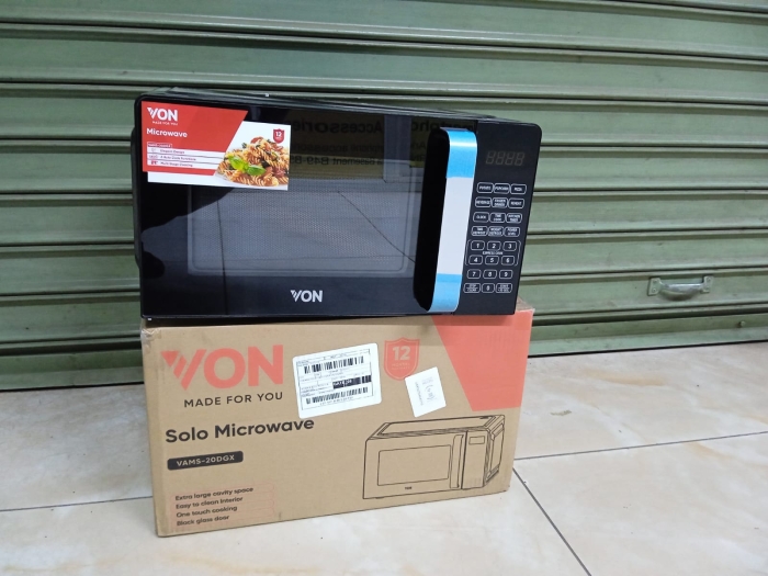 VON VAMS-20DGX Microwave Oven, Solo, 20L, Digital ‚ Black 700W