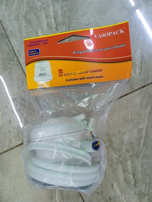 Vasopack 240V 5400 W Electric Water Heater Instant Shower Head used with both soft and hard water  electric shower head