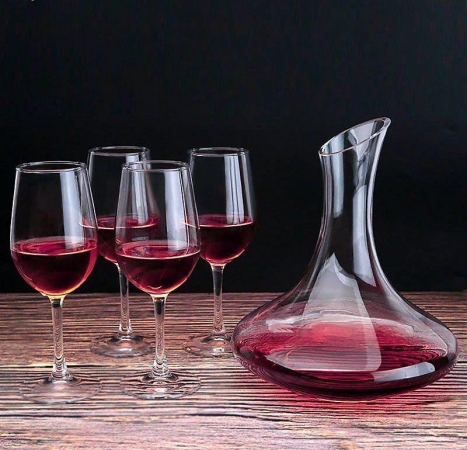 1.8L Wine Aerator Decanter 4 Red Wine Glasses