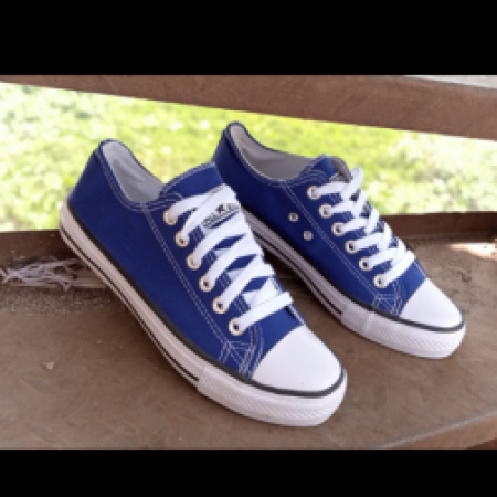 Blue converse white laced North star rubber shoes
