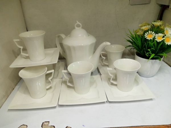 Fine Porcelain Teapot set