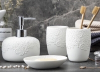 Ceramic lace embossed 4 in 1 Bathroom set Tooth Mug Toothbrush Holder Lotion/ soap Dispenser Soap Dish
