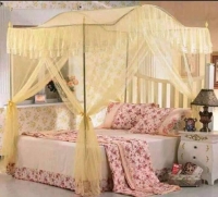 Curved canopy mosquito net