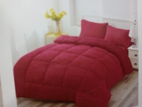 Red Heavy plain colour woolen duvet Size 6/6