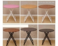 Fashionable foldable round table
