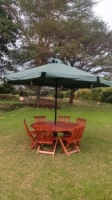 Garden umbrella with 6 chairs