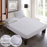 4 by 6 Quilted Waterproof Mattress protector 