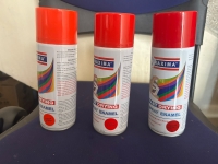 Regular Red Maxima Spray paint interior exterior fast drying topping paint