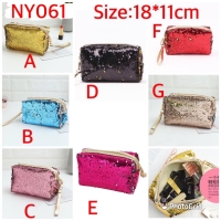 Shiny sequin cosmetic bag organizer Portable organizer holder zipper case an be used to carry and store your make up well