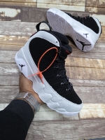 Air Jordan 9 Retro Anthracite black with White lining fitted with a rubber sole for traction and comfort Sizes 40-45