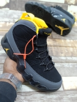 Air Jordan 9 Retro Anthracite black with light Grey linning fitted with a rubber sole for traction and comfort Sizes 40-45