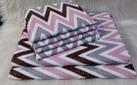 Buy this stylish comfortable 7*8  zig zag bedsheets cotton  with 4 pillowcases 