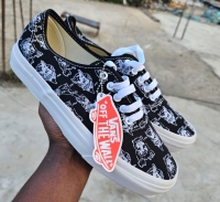 Authentic Decorated Vans Sneaker Shoes.