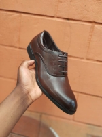 Brown rubber sole strapless quality open shoes for men